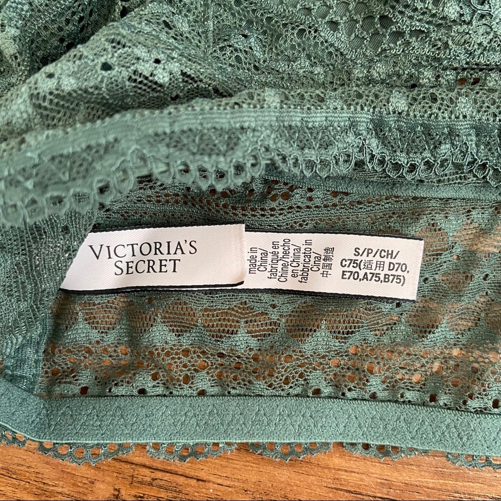 Victoria Secrets Bralette - Picture 4 of 4